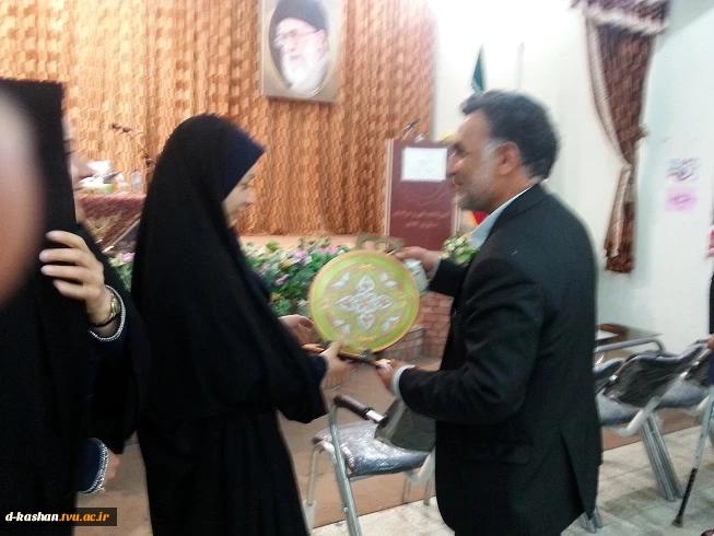 برگزاری دوره ضمن خدمت و کارگاه آموزشی اقتصاد مقاومتی در پرتو آیات الهی در دانشکده