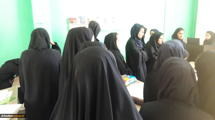 بازدید هنرجویان هنرستان شهید گلچهرگان کاشان از دانشکده