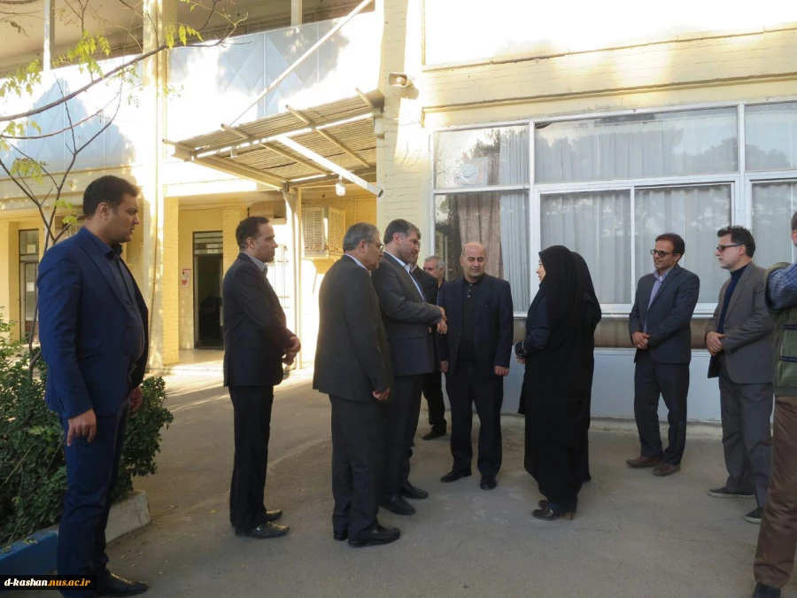 بازدید جناب آقای دکتر صالحی  عمران ریاست محترم دانشگاه فنی و حرفه ای و جناب آقای دکتر یزدانیان مدیرکل محترم حراست ، جناب آقای دکتر ولی ریاست محترم دانشگاه فنی و حرفه ای استان اصفهان و جناب آقای دکتر ساداتی نژاد نماینده محترم شهرستان کاشان و آران و بیدگل د