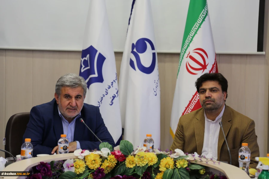 دکتر مردانی در جمع مسئولین کانون‌های بسیج اساتید دانشگاه فنی وحرفه‌ای مطرح کرد: بهره‌مندی از ظرفیت دانشگاه فنی و حرفه‌ای در راستای اشتغال‌آفرینی ضروری است 2