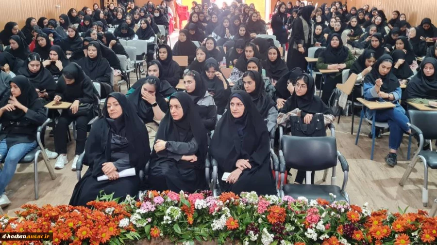 برگزاری جلسه توجیهی دانشجویان نو ورود در دانشکده ملی مهارت دختران کاشان 2